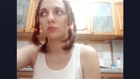 Snapshot of kacilangowski chatting on November 11, 5:24 pm Nika online show from November 11, 5:24 pm