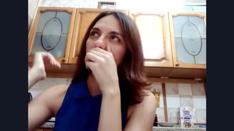 Snapshot of kacilangowski chatting on November 16, 5:29 pm Nika online show from November 16, 5:29 pm