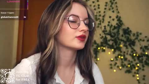 Tate online show from October 13, 7:30 am