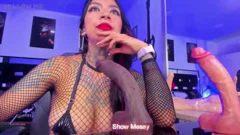 Kadarah online show from October 25, 4:13 pm