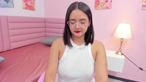 Kyelie online show from November 8, 8:07 pm