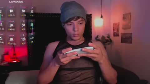 Kael Owens online show from February 10, 6:45 pm