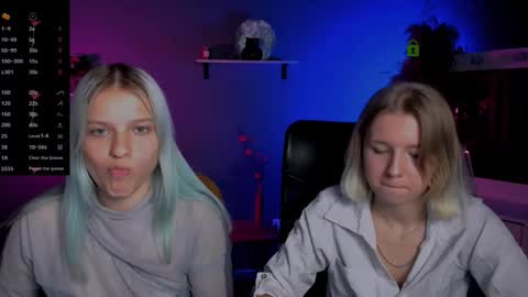 kaela_spell_ online show from October 14, 7:36 pm