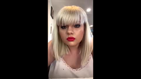 Kaelia and Daniel online show from April 21, 7:25 am