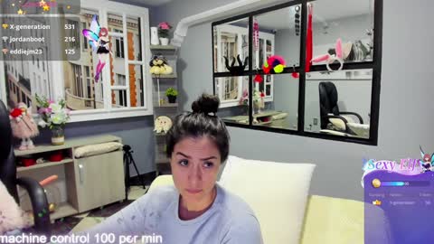 Antonella online show from December 18, 11:02 am