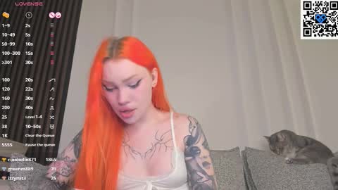 Kira online show from November 22, 5:45 pm