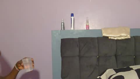 Snapshot of kai91799 chatting on December 16, 9:03 am kai91799 online show from December 16, 9:03 am