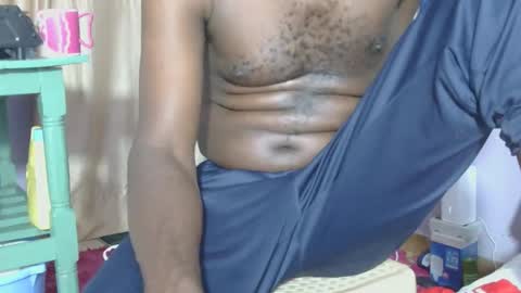 Snapshot of kai91799 chatting on March 22, 8:01 pm kai91799 online show from March 22, 8:01 pm