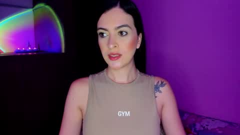 kaiahlive online show from February 15, 8:27 pm