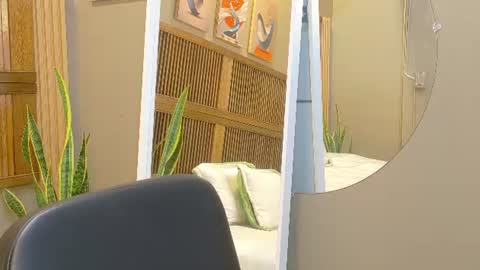 Snapshot of kaiawhite chatting on June 11, 12:32 am kaiawhite online show from June 11, 12:32 am