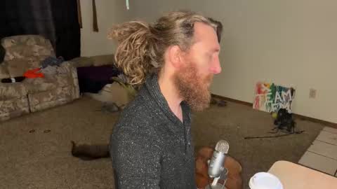 Kaiku77 online show from March 6, 4:25 pm