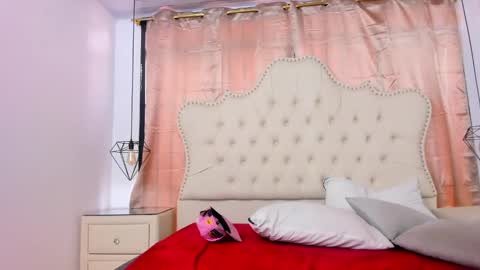 KailinANDrihky online show from October 25, 2:13 pm