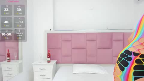 kelly online show from December 3, 11:08 am