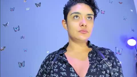 kaira_mosse_ online show from November 9, 12:25 pm