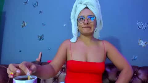 Snapshot of kaira_mosse_ chatting on June 11, 11:41 am kaira_mosse_ online show from June 11, 11:41 am
