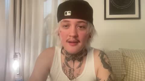 Snapshot of kairoknox chatting on February 26, 10:20 pm Kairo Kox online show from February 26, 10:20 pm