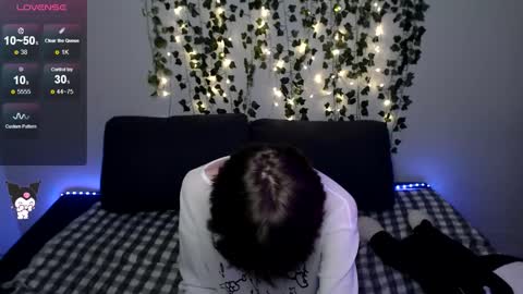 slutkai online show from November 28, 11:51 pm