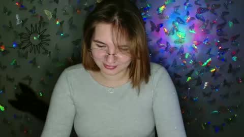 Kaitlin online show from September 23, 9:01 am