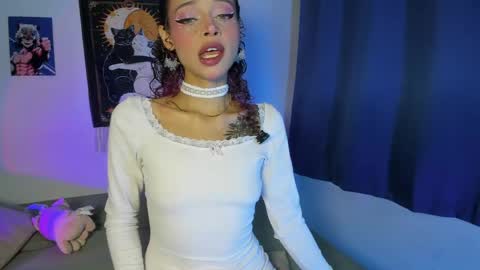 Snapshot of kalahnna chatting on April 25, 2:03 am Kalahnna online show from April 25, 2:03 am