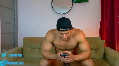Snapshot of kale_tomson chatting on April 24, 7:16 pm kale thomson online show from April 24, 7:16 pm