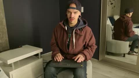 Kale online show from October 24, 11:17 am