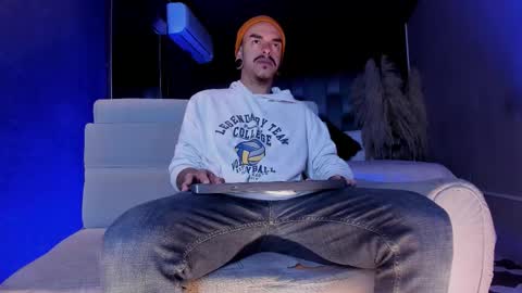 Kale online show from March 14, 11:15 am