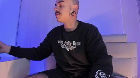 Kale online show from March 31, 11:10 am