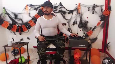 Kaleth online show from November 1, 5:42 am