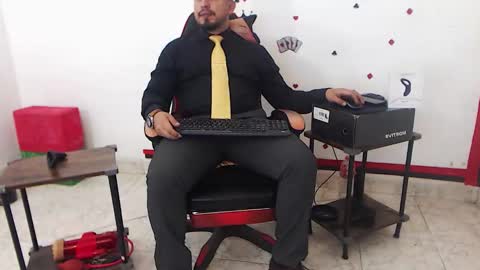 Kaleth online show from February 12, 1:22 am