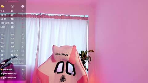 Kali Ka Please help me with your thumbs up its important   dont forget my birthday on October 26 online show from February 8, 4:36 pm