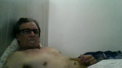 Snapshot of kalifornia91666 chatting on December 3, 11:22 am kalifornia91666 online show from December 3, 11:22 am