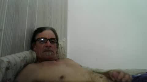 Snapshot of kalifornia91666 chatting on December 16, 5:17 am kalifornia91666 online show from December 16, 5:17 am