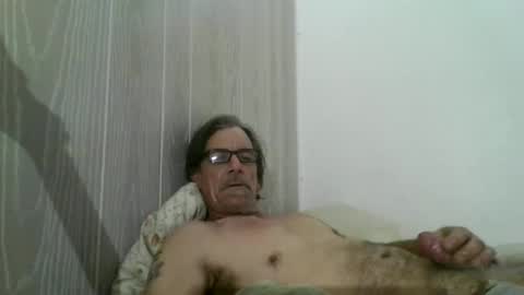 Snapshot of kalifornia91666 chatting on December 27, 11:28 am kalifornia91666 online show from December 27, 11:28 am