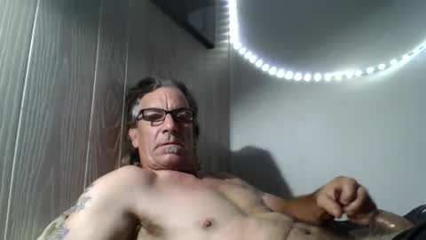 Snapshot of kalifornia91666 chatting on October 9, 2:37 pm kalifornia91666 online show from October 9, 2:37 pm