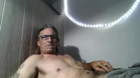 kalifornia91666 online show from October 19, 8:09 pm