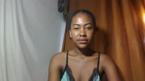 Snapshot of kalo19740341 chatting on February 6, 4:17 am kalo Marie2026 online show from February 6, 4:17 am