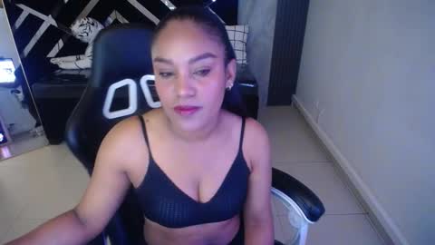 Kamala. Live 2100 - 600 online show from October 3, 3:25 am