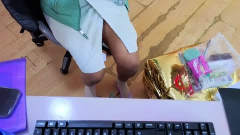 Kamala. Live 2100 - 600 online show from April 1, 2:56 am