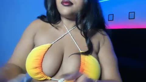 Snapshot of kamala_khan_tx chatting on May 30, 10:51 pm Online 800 to 1400 online show from May 30, 10:51 pm