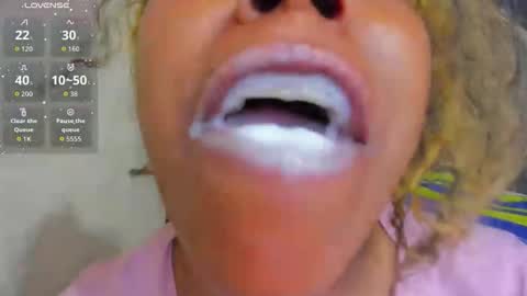 Snapshot of kamariafyre chatting on February 8, 6:39 am Kamaria Fyre online show from February 8, 6:39 am