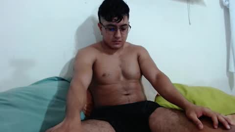 Snapshot of kamenov07 chatting on December 29, 4:40 pm kamenov07 online show from December 29, 4:40 pm