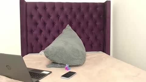 Snapshot of kamiandoscar chatting on February 18, 1:45 am KamiYOscar online show from February 18, 1:45 am