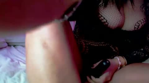 Snapshot of kamila_french chatting on January 27, 10:06 pm Kamila online show from January 27, 10:06 pm