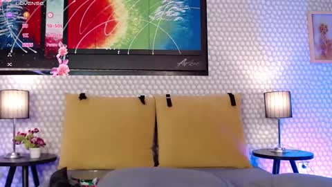 Kami online show from January 14, 8:14 pm