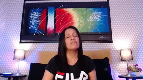 Kami online show from February 28, 7:26 pm