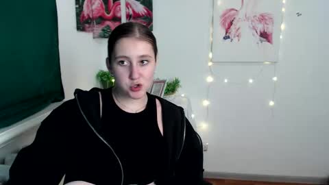 kamilla_love_ online show from November 13, 2:49 pm
