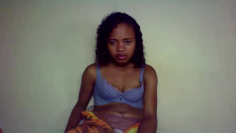 kamillah69 online show from January 15, 8:01 pm