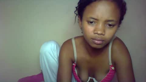 kamillah69 online show from February 15, 7:51 am