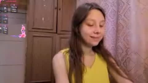 Mari  Simmons online show from November 25, 8:47 am