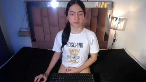 Snapshot of kammi_candy chatting on October 14, 1:06 am -- kammi -- online show from October 14, 1:06 am